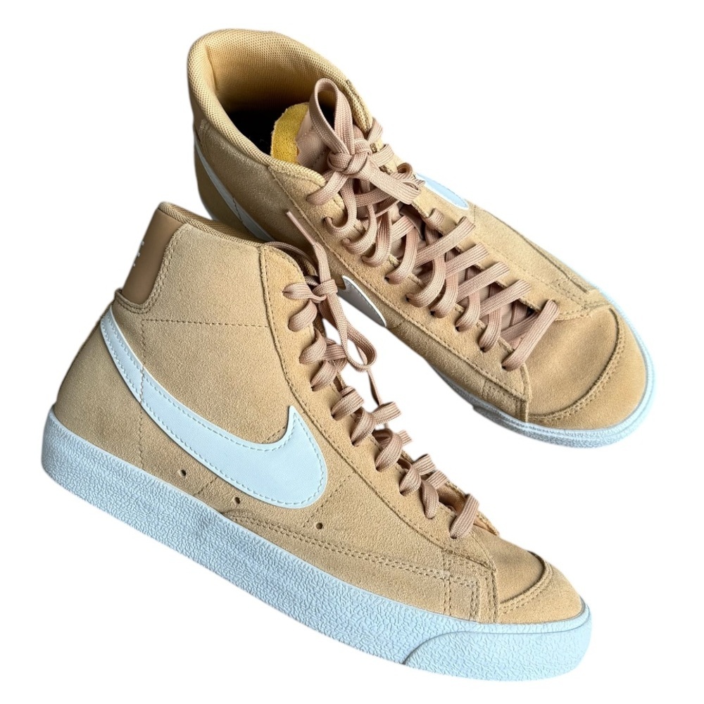 Nike Blazer Mid 77 wheat suede women’s 9 sneaker shoes